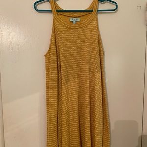 Gold dress with cutout shoulders